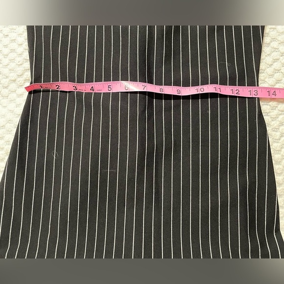 Week Day Collared Dress - Picture 6 of 6